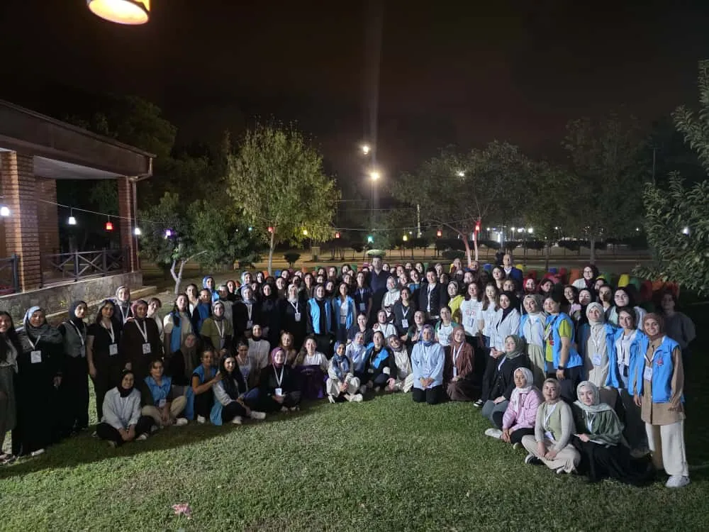 ÜNİDES KAMPI GENÇLERİ BİR ARAYA GETİRDİ.